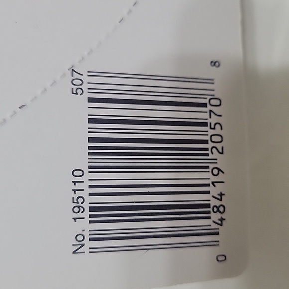 **FREE** #30 Aged to Perfection Birthday Cutout Wall Hanging Decoration - Picture 4 of 5